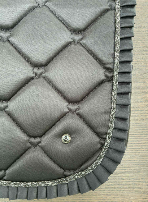 Capture d’écran 2025-08-25 181838 Tapis de selle poney QHP Lissie